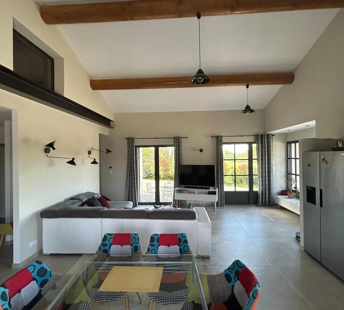 Charmante Maison Avec Piscine Et Grand Jardin L'Isle-sur-la-Sorgue