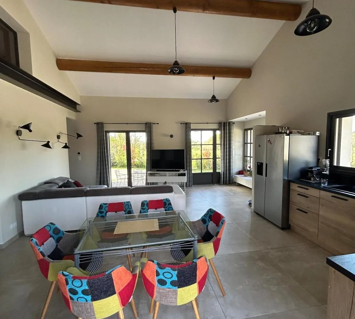 Charmante Maison Avec Piscine Et Grand Jardin L'Isle-sur-la-Sorgue Holiday home